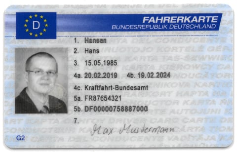 Auslesen der Fahrerkarte und Fahrtenschreiber